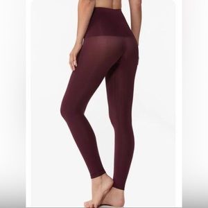 Cato slimming leggings Elderberry Wine size small high waist stretchy comfy.